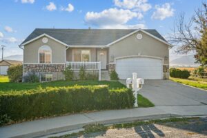  247 S 1700 W Payson, UT 84651
